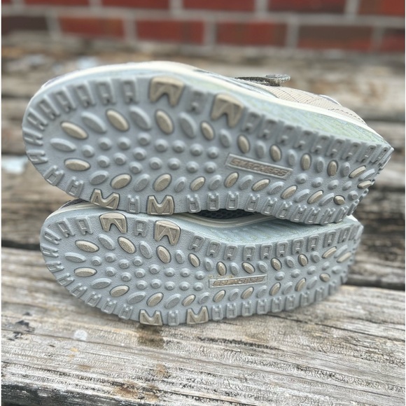 Skechers Shape-Ups Mary Jane Leather & Synthetic Strap Sneakers Shoes Size 8.5 - Picture 5 of 11